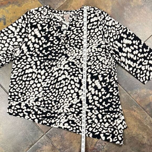 Chico’s Women’s Animal Print Leopard Asymmetrical Blouse 3 XL - Picture 6 of 11